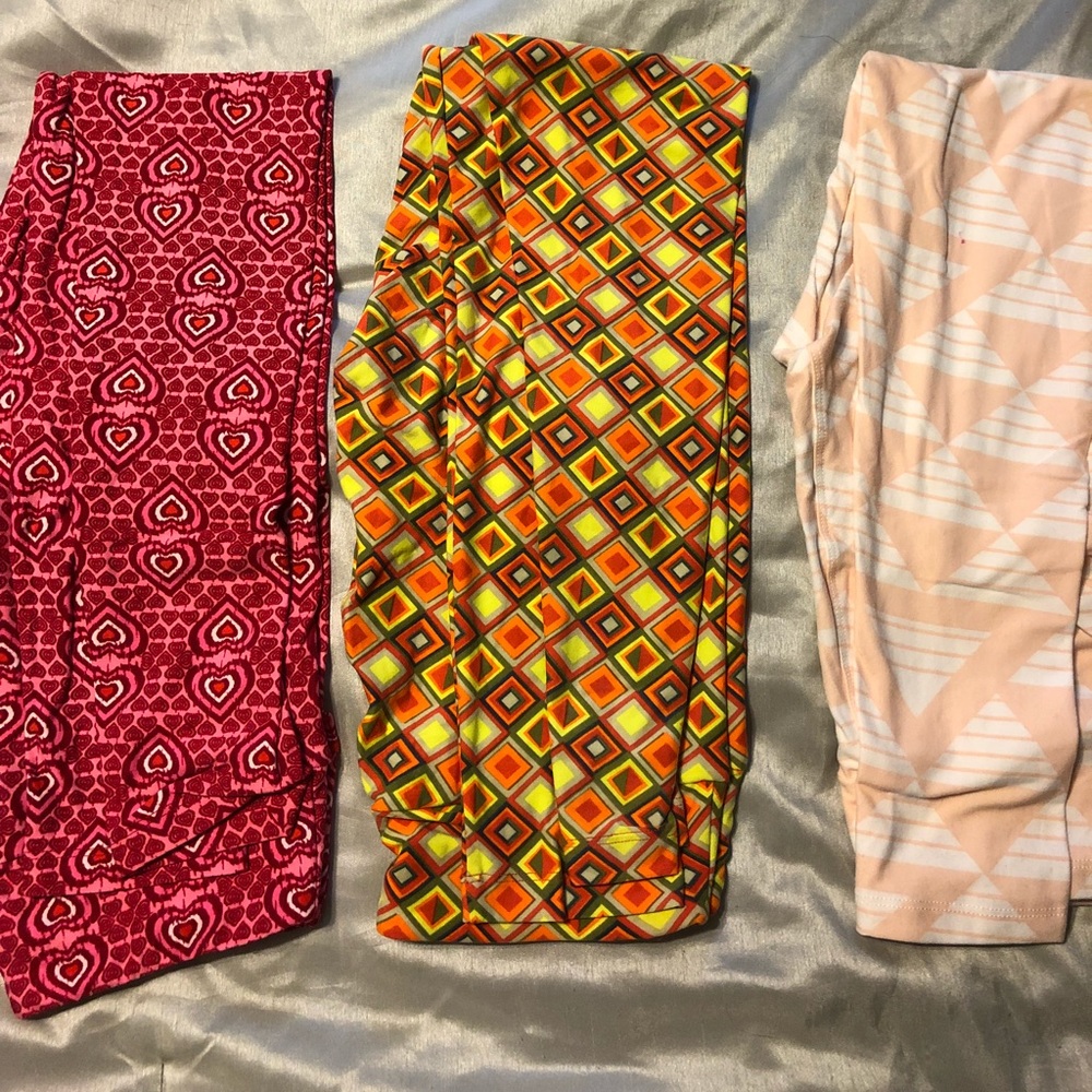 Lularoe OS Leggings - Picture 3 of 6